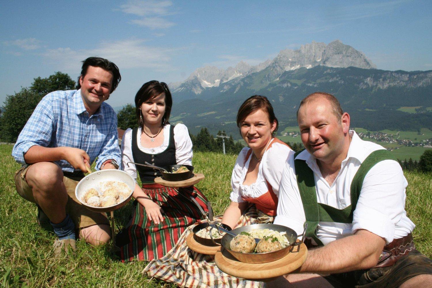 Hotel-Gasthof Zur Schoenen Aussicht Sankt Johann in Tirol Zewnętrze zdjęcie