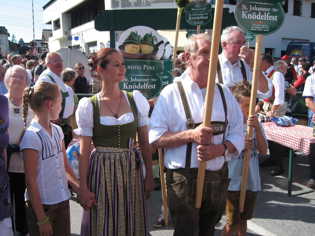 Hotel-Gasthof Zur Schoenen Aussicht Sankt Johann in Tirol Zewnętrze zdjęcie